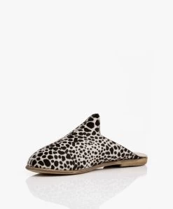 Surée Hairy Leren Print Mules - Felidae 19 Surée Hairy Leren Print Mules - Felidae -Boetiek Modewinkel 069590e2 ae34 42c7 ab77 df92733c889d 123