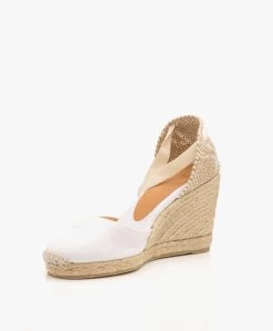 Castañer Carina 10Cm Canvas Sleehak Espadrilles - Wit 12 Castañer Carina 10Cm Canvas Sleehak Espadrilles - Wit -Boetiek Modewinkel 0a9a9250 53ce 4b65 8cda 12448b3ec44a 5475