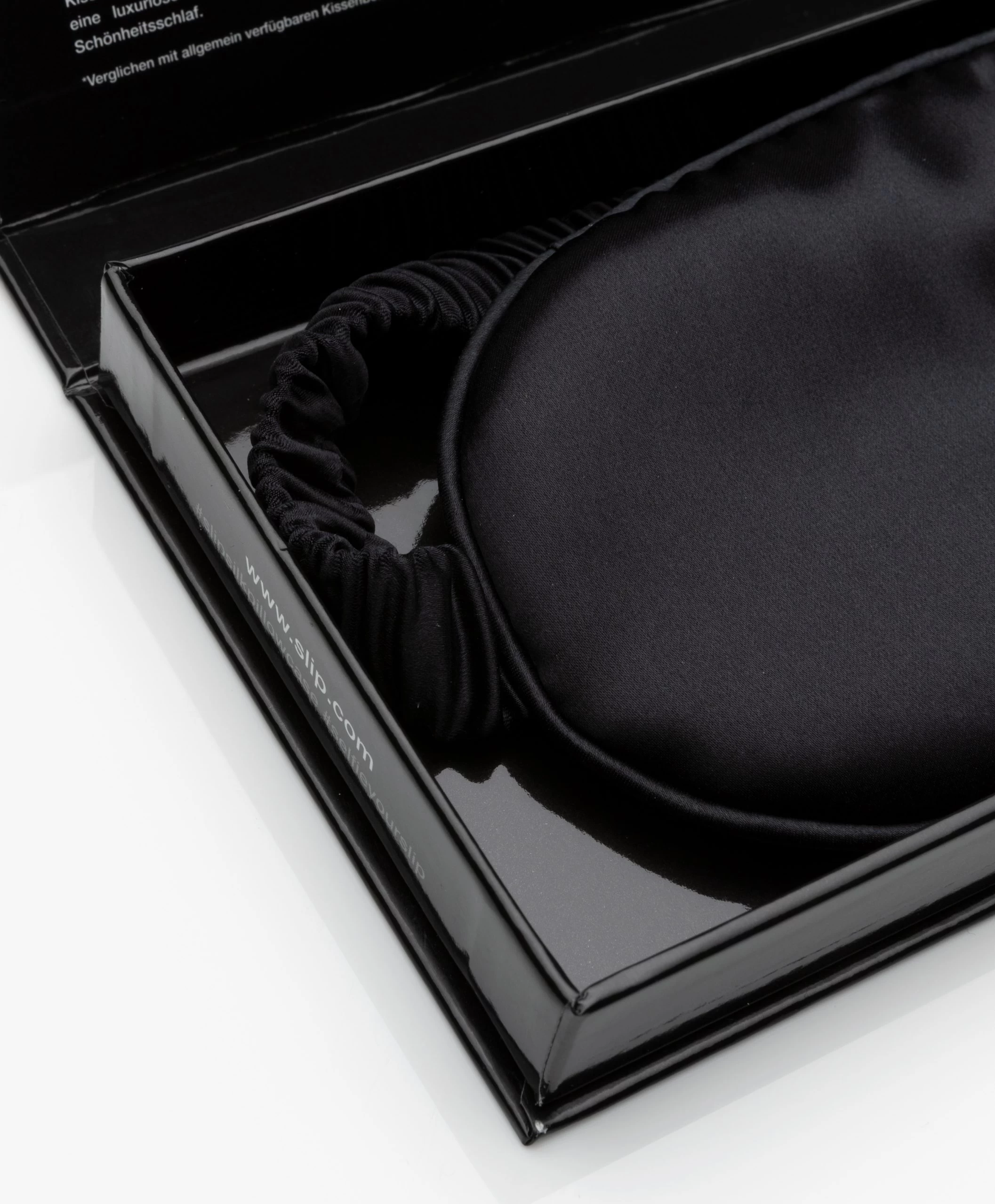 Slip™ Mulberry Zijden Slaapmasker - Zwart 4 Slip™ Mulberry Zijden Slaapmasker - Zwart - Afbeelding 2