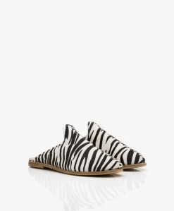 Surée Hairy Leren Print Mules - Zebra -Boetiek Modewinkel 0ce41262 f9bd 4a2e b1cb 32bf163f3ba4