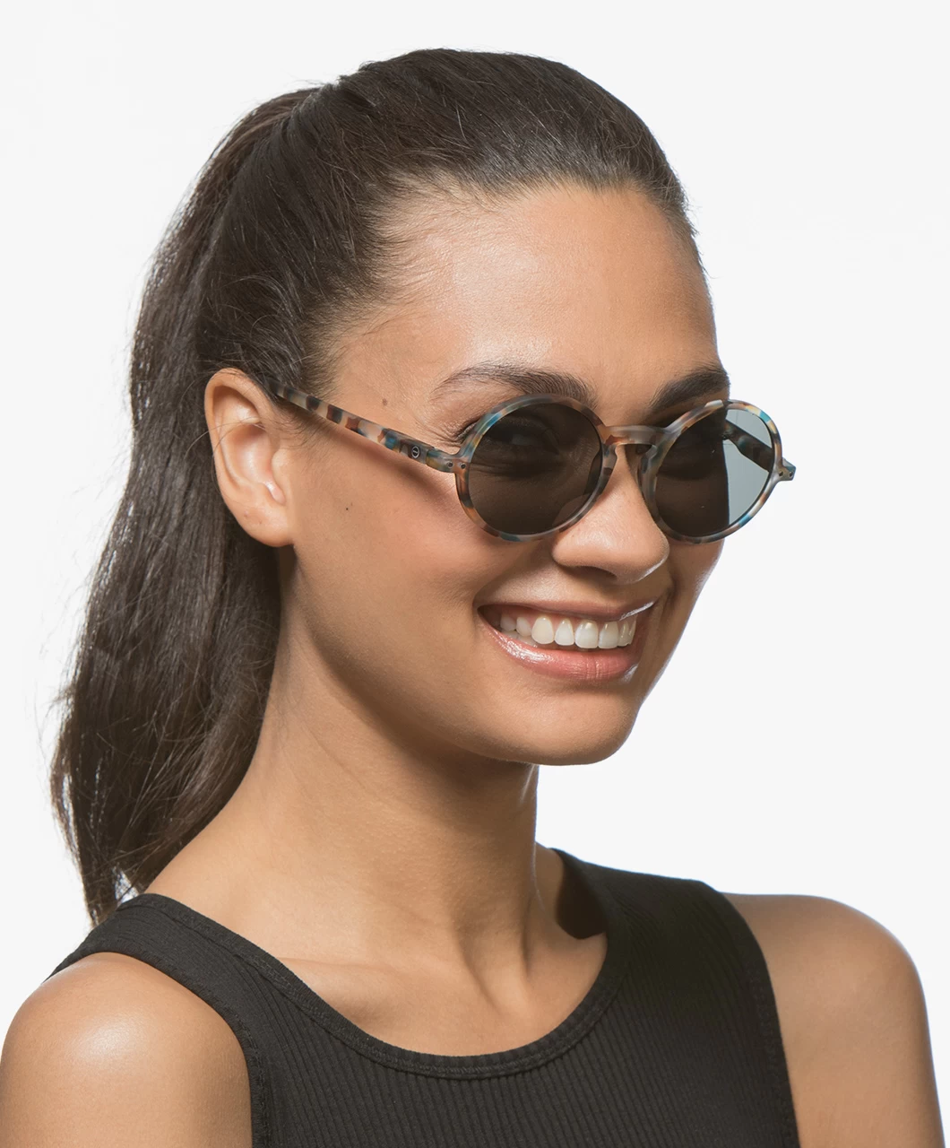Izipizi Sun #G Zonnebril - Blauw Tortoise/Grijze Glazen 4 Izipizi Sun #G Zonnebril - Blauw Tortoise/Grijze Glazen - Afbeelding 2