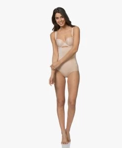 Spanx® Oncore Open-Bust Bodysuit - Soft Nude 10 Spanx® Oncore Open-Bust Bodysuit - Soft Nude -Boetiek Modewinkel 190404 SPANX OnCore Open Bust Bodysuit Soft Nude 18