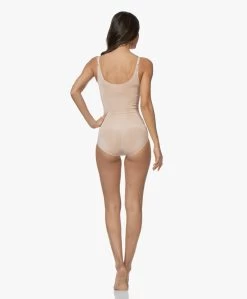 Spanx® Oncore Open-Bust Bodysuit - Soft Nude 12 Spanx® Oncore Open-Bust Bodysuit - Soft Nude -Boetiek Modewinkel 190404 SPANX OnCore Open Bust Bodysuit Soft Nude 22