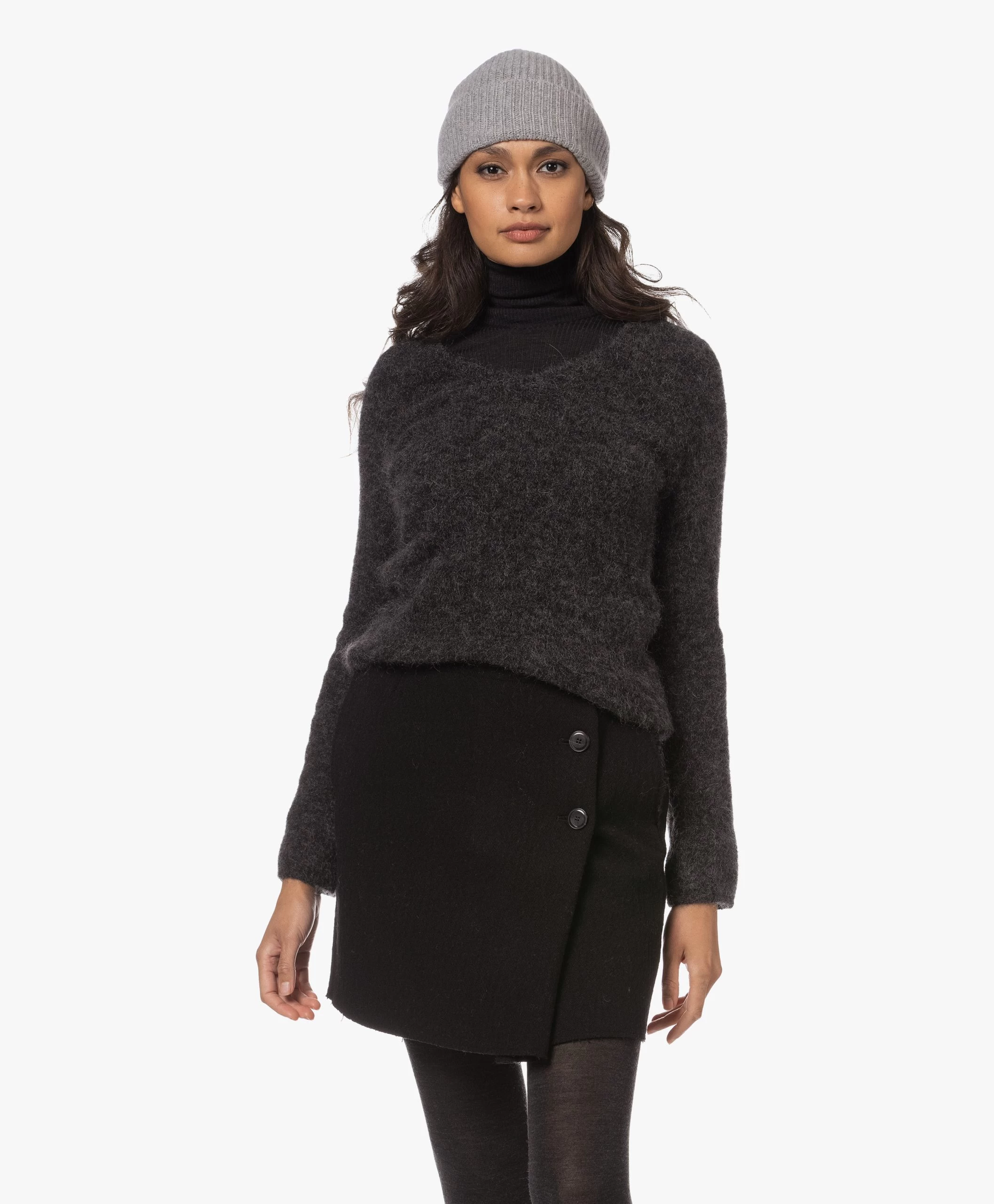 Repeat Ribgebreide Muts In Biologisch Cashmere - Lichtgrijs 3 Repeat Ribgebreide Muts In Biologisch Cashmere - Lichtgrijs