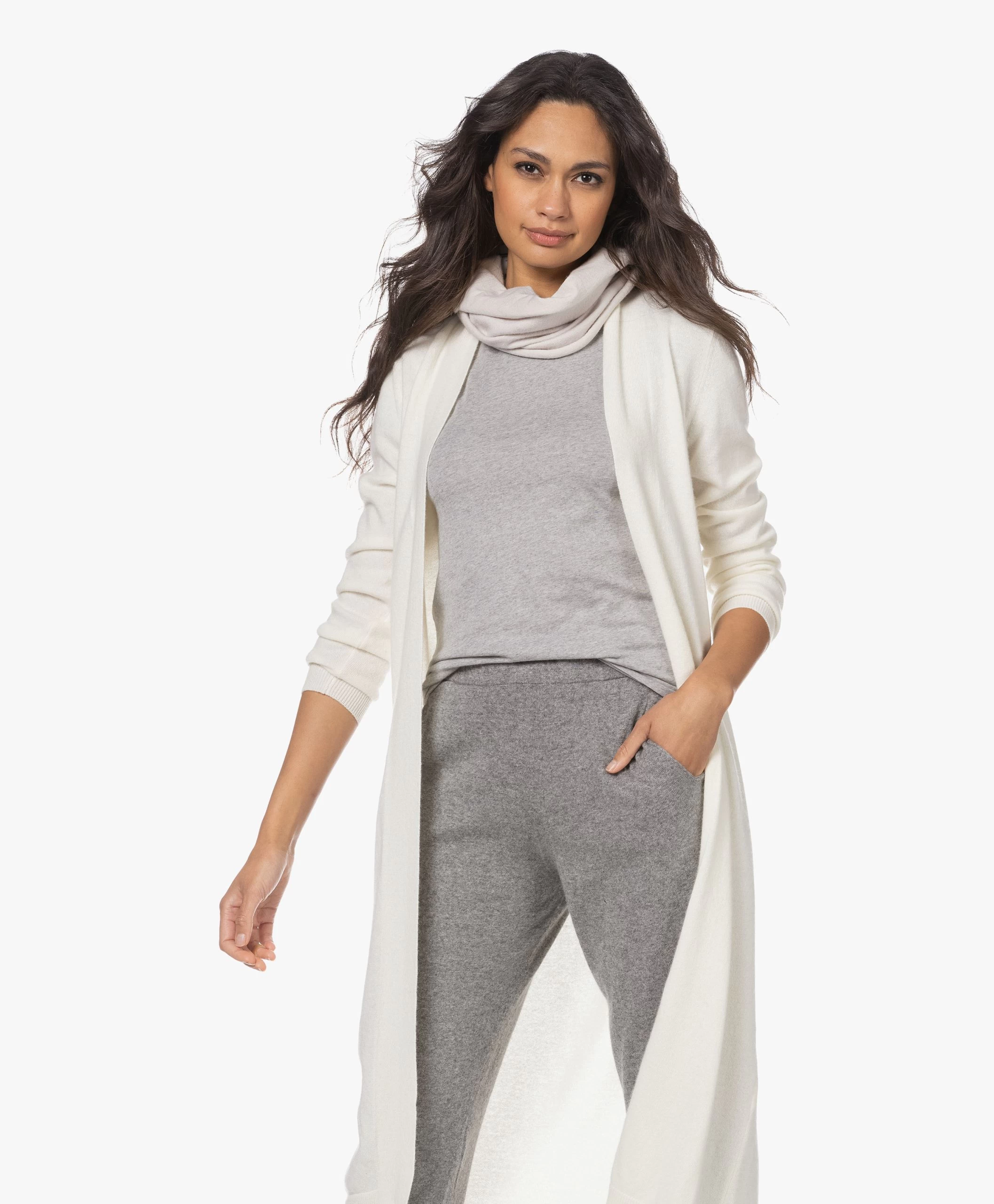 Extreme Cashmere N°180 Multifunctioneel Accessoire - Chalk 3 Extreme Cashmere N°180 Multifunctioneel Accessoire - Chalk