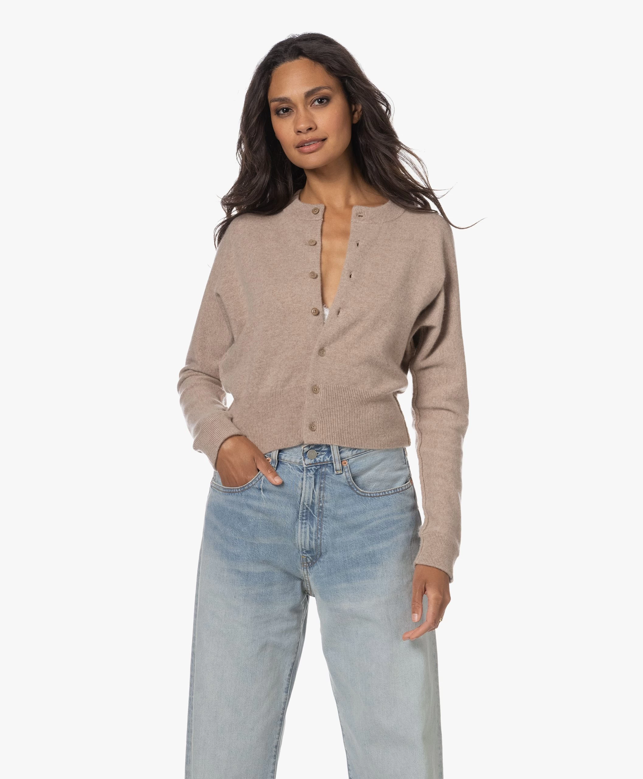 Extreme Cashmere N°257 Cropped Bomber Doorknoopvest - Zand 3 Extreme Cashmere N°257 Cropped Bomber Doorknoopvest - Zand