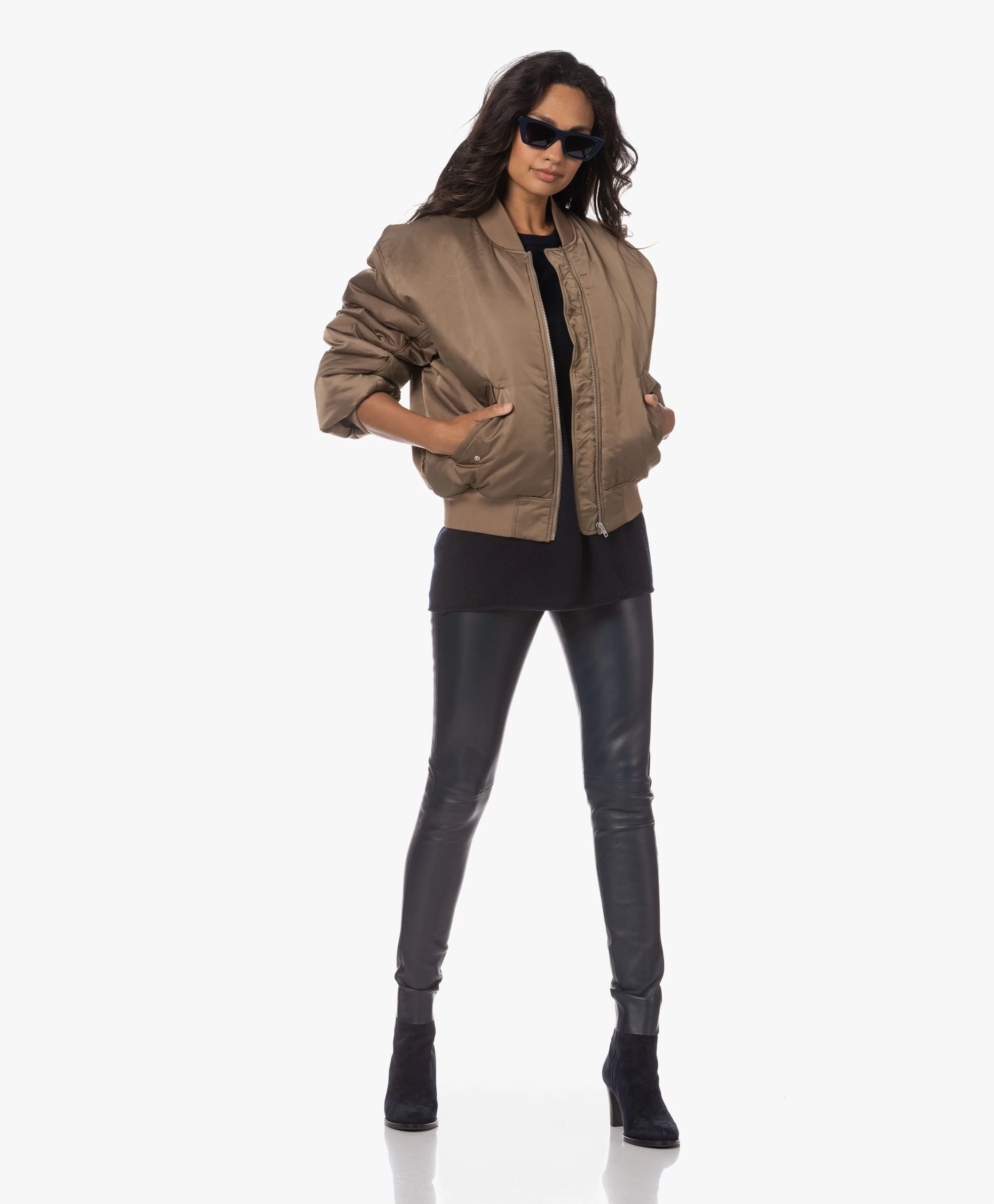 Panara Suède Enkellaars Met Hak - Donkerblauw 7 Panara Suède Enkellaars Met Hak - Donkerblauw - Afbeelding 5