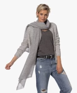 Repeat Oversized Bio Cashmere Sjaal - Lichtgrijs