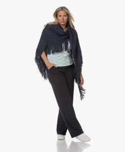 Manos Del Uruguay Merino Wolmix Poncho - Donkerblauw