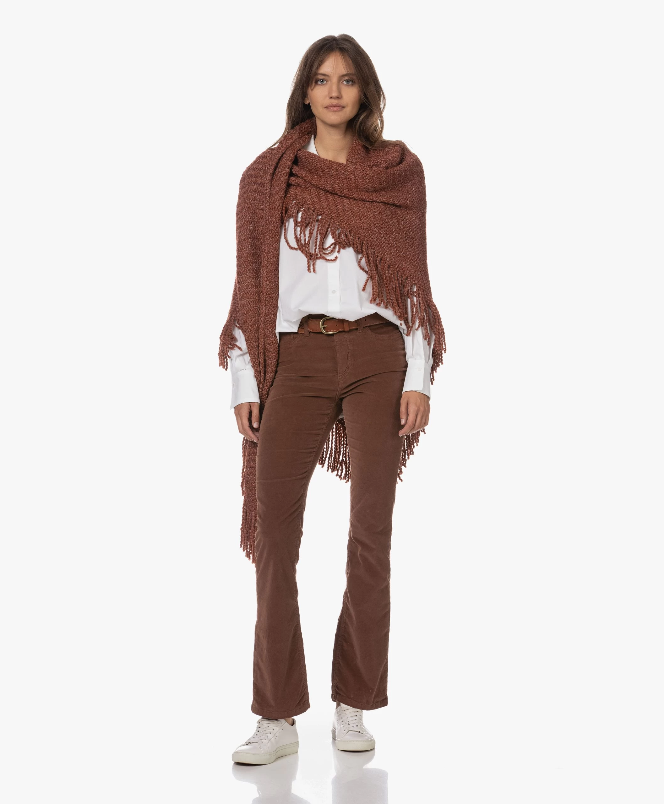 Manos Del Uruguay Merino Wolmix Poncho - Terracotta 3 Manos Del Uruguay Merino Wolmix Poncho - Terracotta