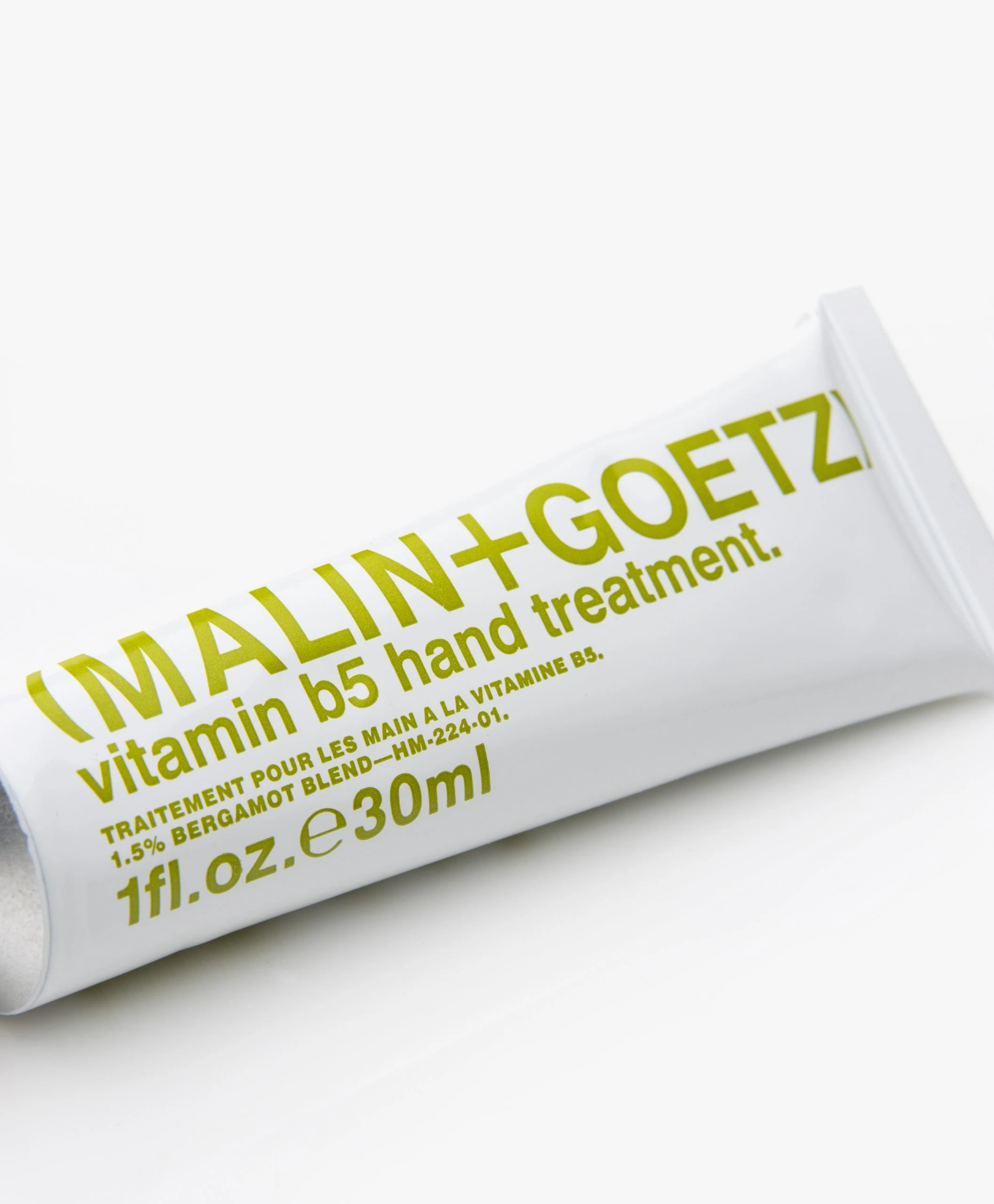 Malin+Goetz Vit. B5 Hand Treatment - Bergamot 4 Malin+Goetz Vit. B5 Hand Treatment - Bergamot - Afbeelding 2