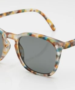 Izipizi Sun #E Zonnebril - Blauw Tortoise/Grijze Glazen 14 Izipizi Sun #E Zonnebril - Blauw Tortoise/Grijze Glazen -Boetiek Modewinkel 47df2d3c e8e4 4214 8bcb 0df9941f5cf0 01