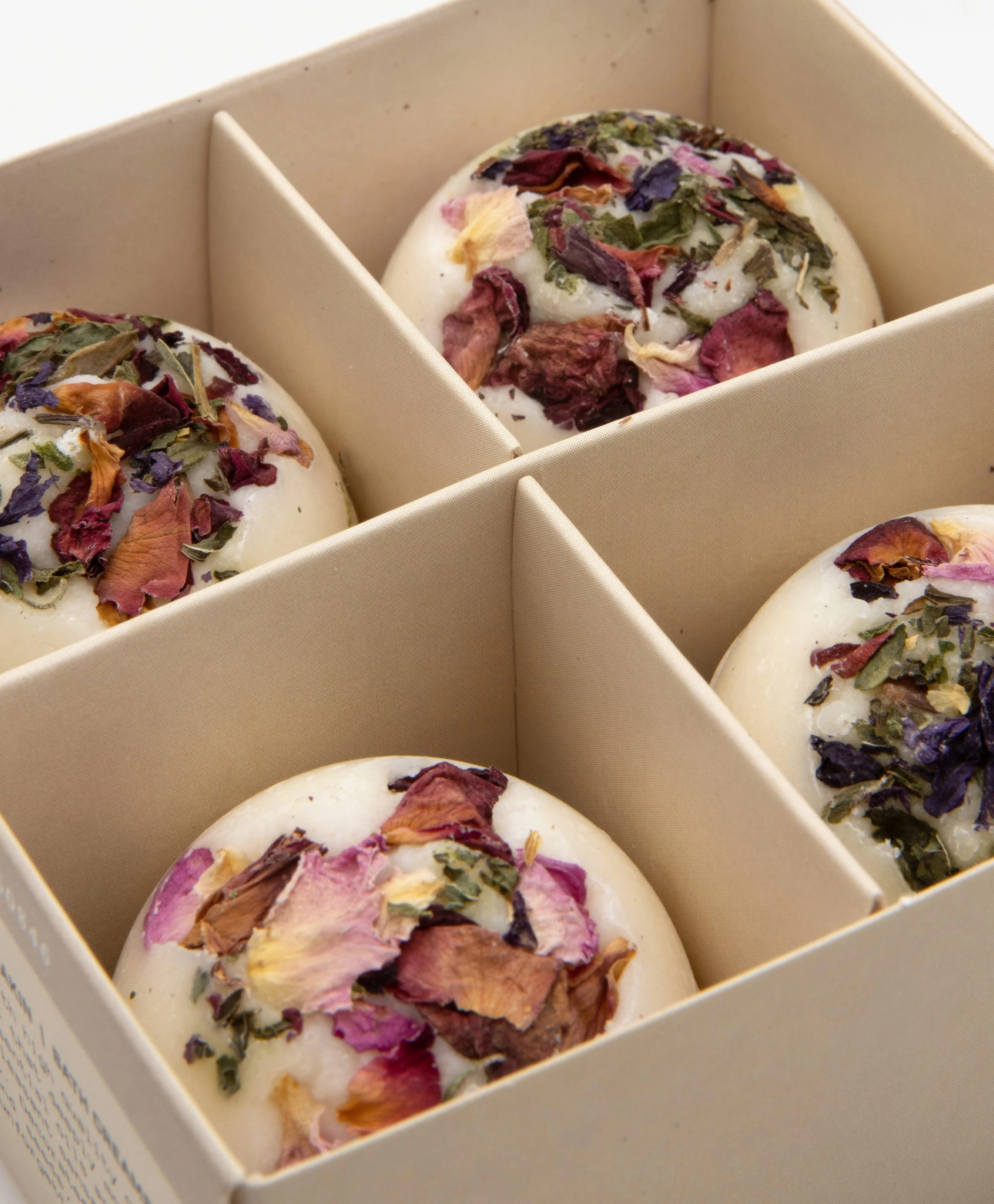 Humdakin Silky Bath Creamer Box - Blackcurrant 7 Humdakin Silky Bath Creamer Box - Blackcurrant - Afbeelding 5