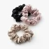 Slipâ„¢ 3-Pack Large Zijden Scrunchies - Zwart/Beige/Roze 2 Slipâ„¢ 3-Pack Large Zijden Scrunchies - Zwart/Beige/Roze -Boetiek Modewinkel 6fb88cde 972f 40ed 9402 4c229df96e60 02