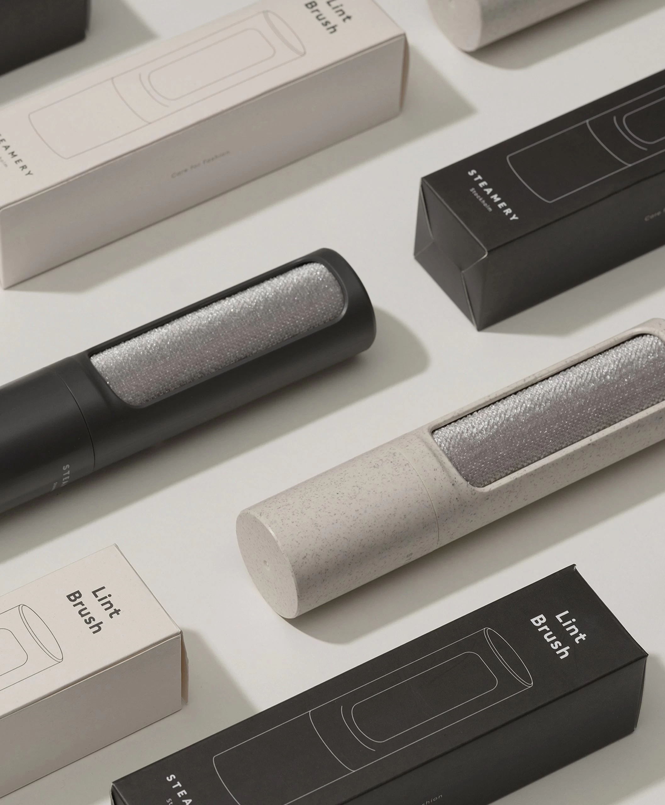 Steamery Herbruikbare Kledingborstel - Donkergrijs 5 Steamery Herbruikbare Kledingborstel - Donkergrijs - Afbeelding 3