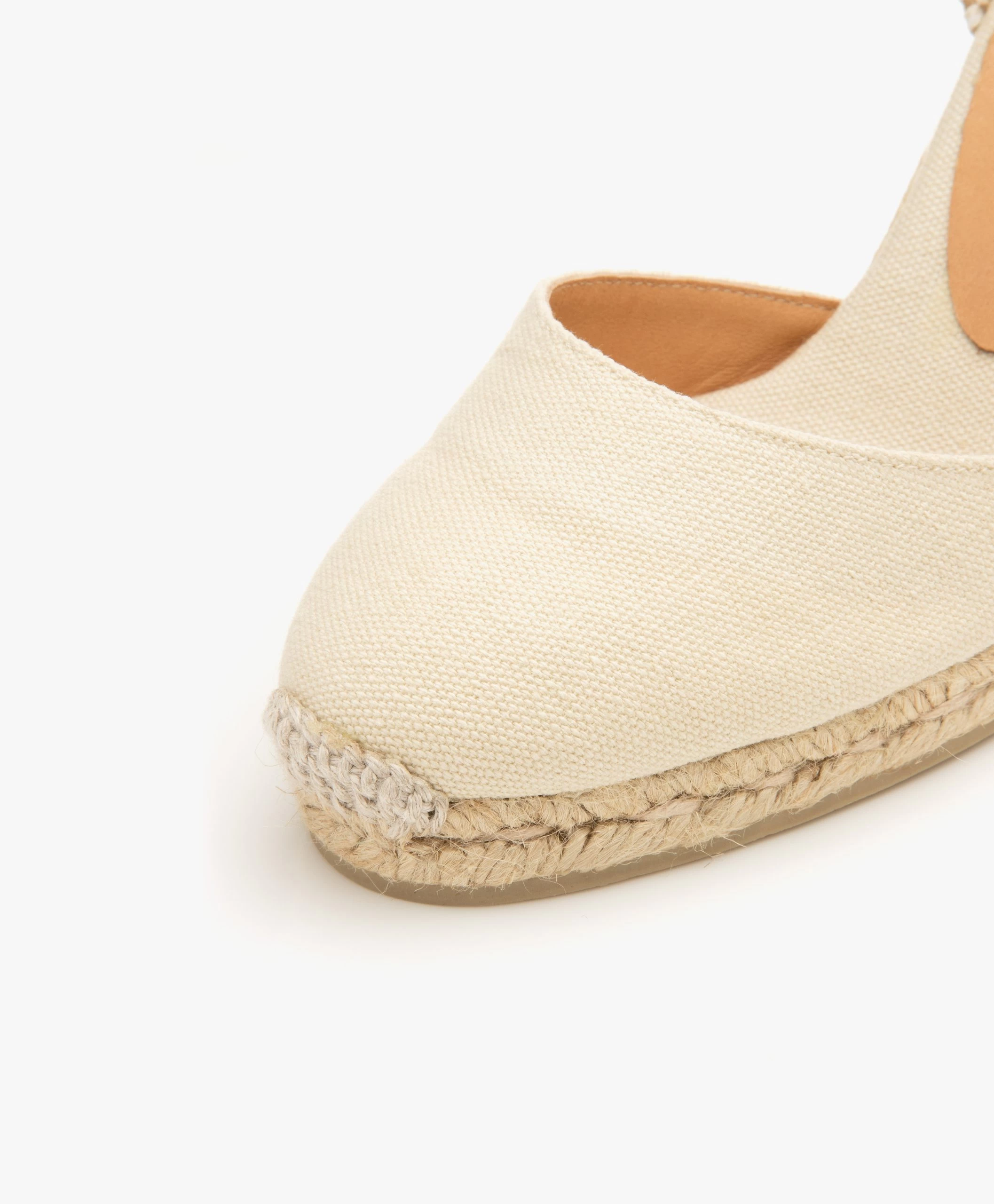 Castañer Carina 10Cm Canvas Sleehak Espadrilles - Ivoor 4 Castañer Carina 10Cm Canvas Sleehak Espadrilles - Ivoor - Afbeelding 2