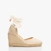 Castañer Carina 10Cm Canvas Sleehak Espadrilles - Ivoor 1 Castañer Carina 10Cm Canvas Sleehak Espadrilles - Ivoor -Boetiek Modewinkel Castaner Carina Canvas Sleehak Espadrilles Ivoor 1160