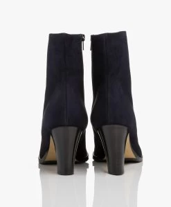 Panara Suède Enkellaars Met Hak - Donkerblauw 19 Panara Suède Enkellaars Met Hak - Donkerblauw -Boetiek Modewinkel Panara Sude Enkellaars met Hak Donkerblauw 2044