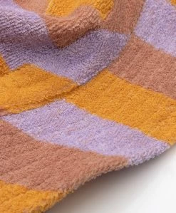 Speezys Amsterdam Bucket Hat - Bold Stripe 15 Speezys Amsterdam Bucket Hat - Bold Stripe -Boetiek Modewinkel a331f3b9 b4a4 4f66 bcc7 d5609247a080 70