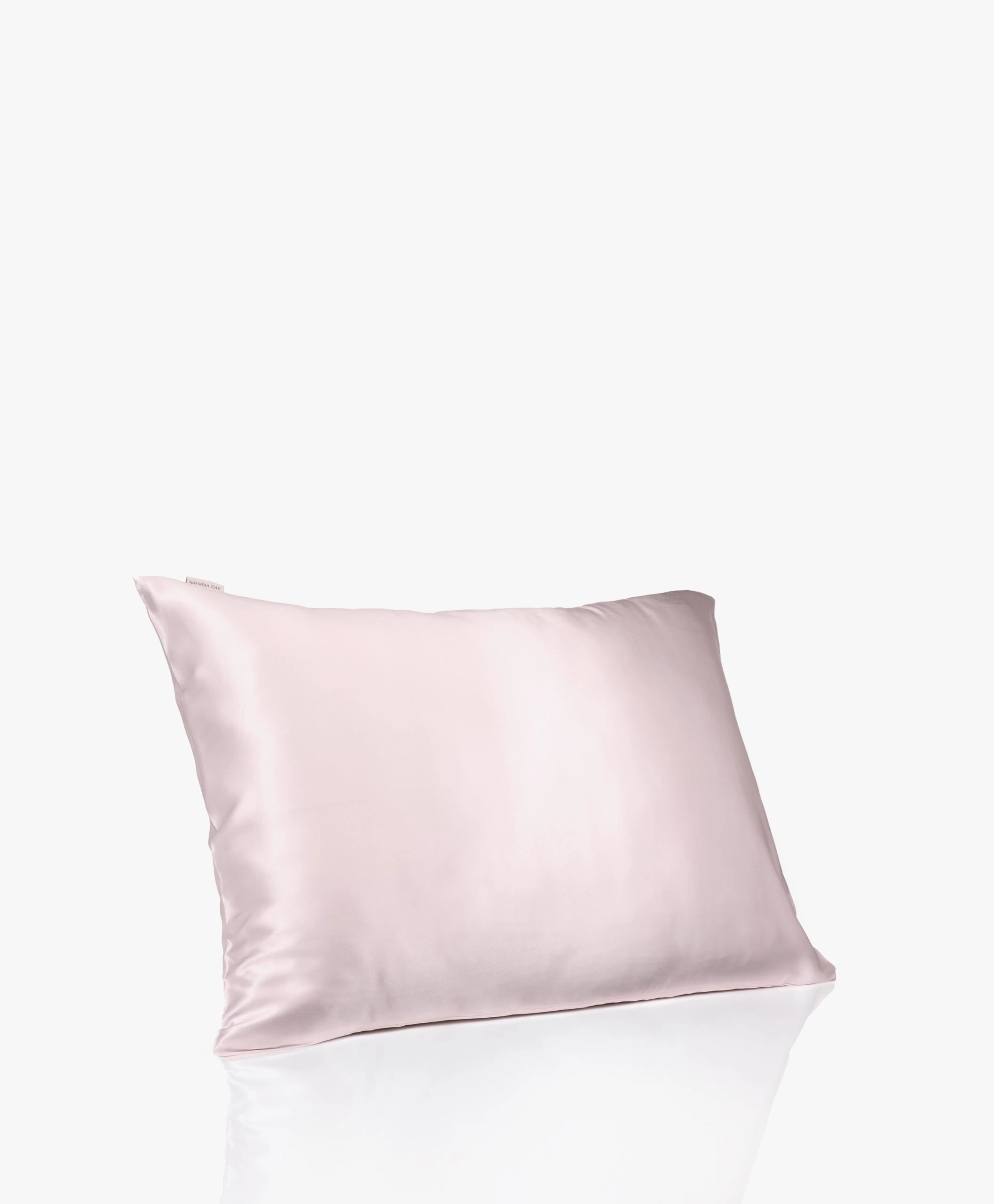 By Dariia Day Mulberry Zijden Kussensloop - Blush Pink 3 By Dariia Day Mulberry Zijden Kussensloop - Blush Pink