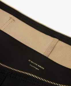 By Malene Birger Abellah Two-Tone Shopper - Zwart 17 By Malene Birger Abellah Two-Tone Shopper - Zwart -Boetiek Modewinkel ce1124f2 215d 4d41 8600 b27604a51462 09