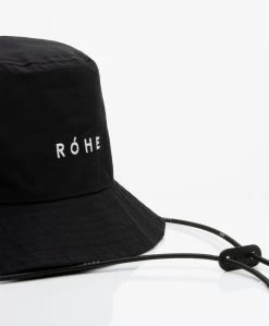 Róhe Waterafstotende Bucket Hat - Zwart 15 Róhe Waterafstotende Bucket Hat - Zwart -Boetiek Modewinkel e137c15b 48a6 42c7 bcee 726d4d95f479 68