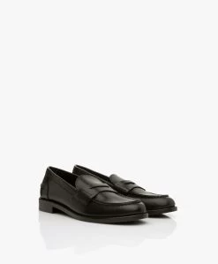 Closed Leren Loafers - Zwart 15 Closed Leren Loafers - Zwart -Boetiek Modewinkel e85b309f fbf3 4a77 8505 16a2d933efcc 01